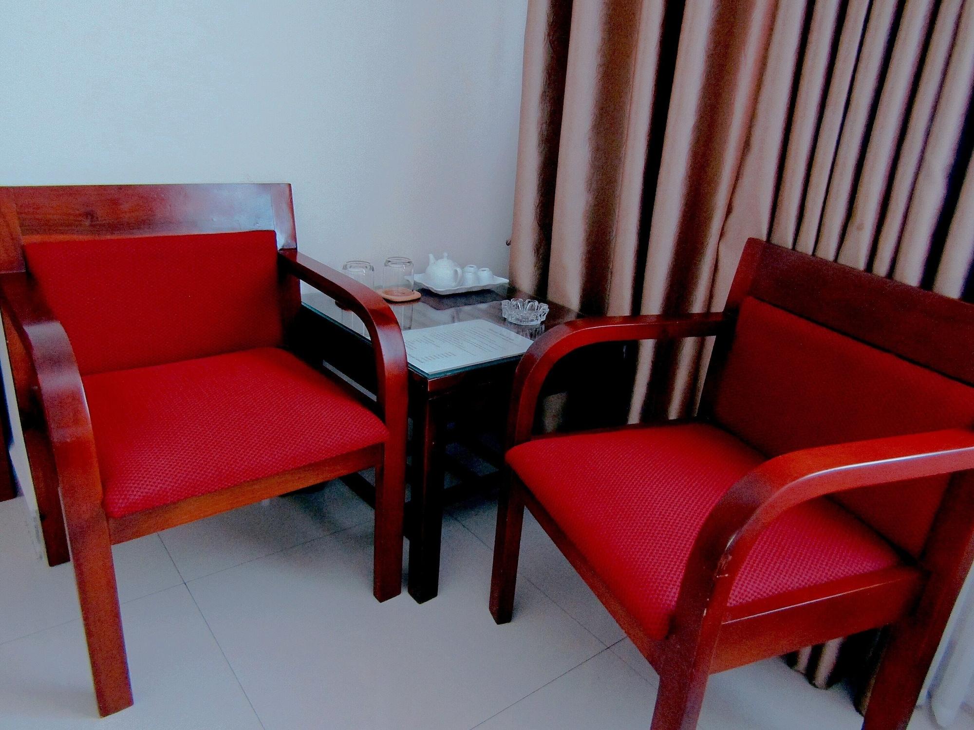 Hoang Dat Hotel 洞海 外观 照片