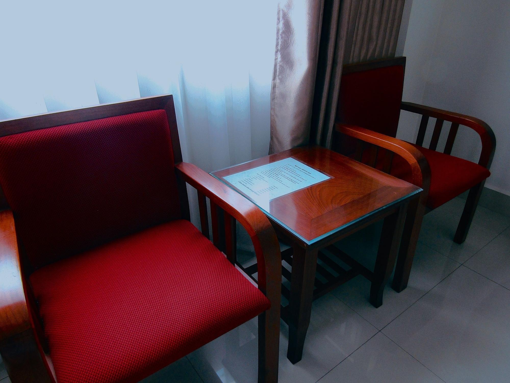 Hoang Dat Hotel 洞海 外观 照片
