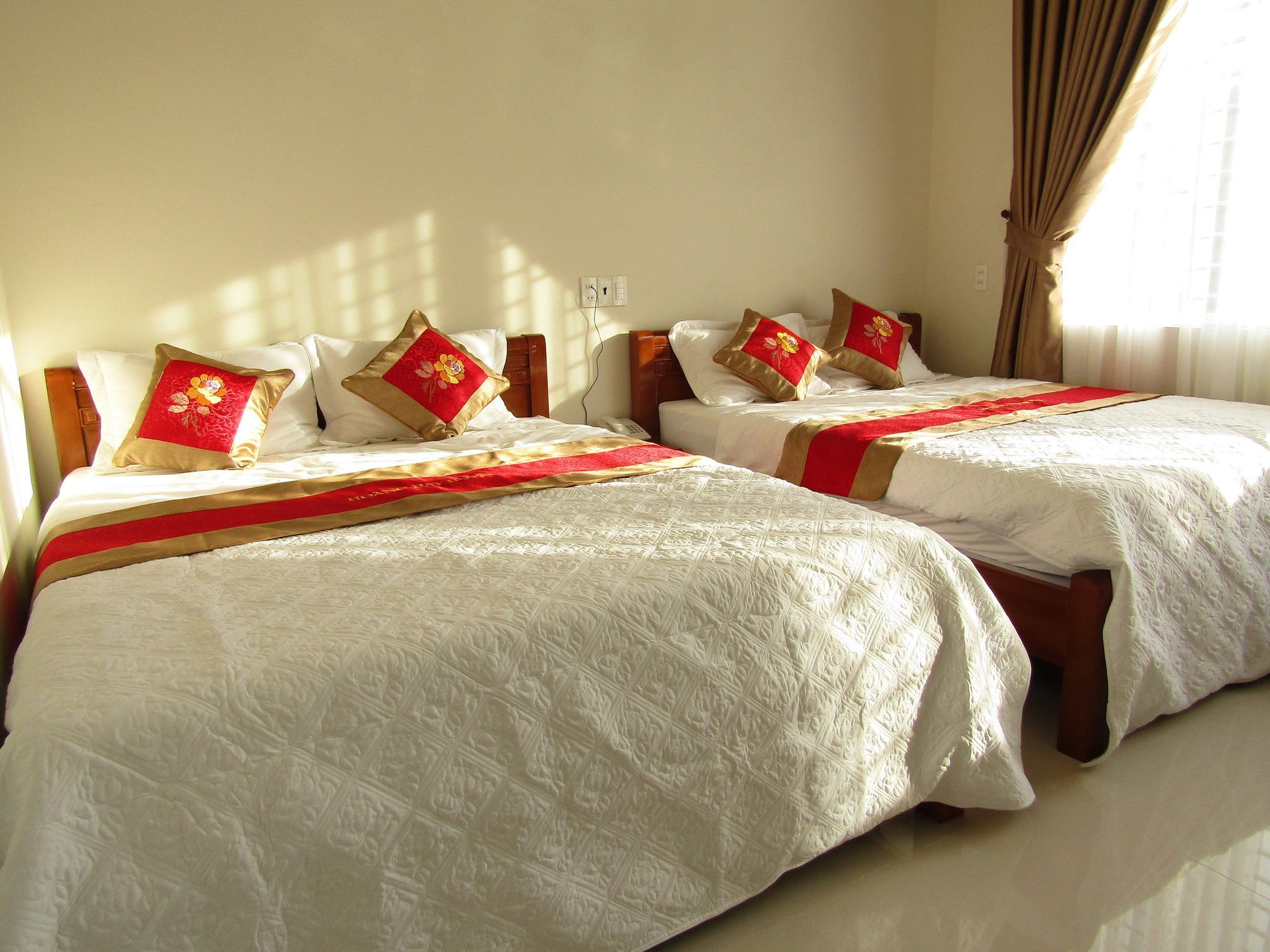 Hoang Dat Hotel 洞海 外观 照片